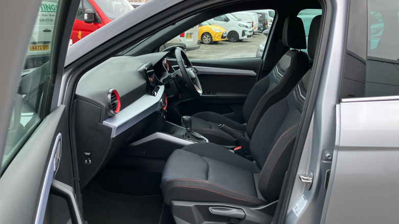 SEAT Arona 1.0 TSI 110 FR 5dr DSG Petrol Hatchback